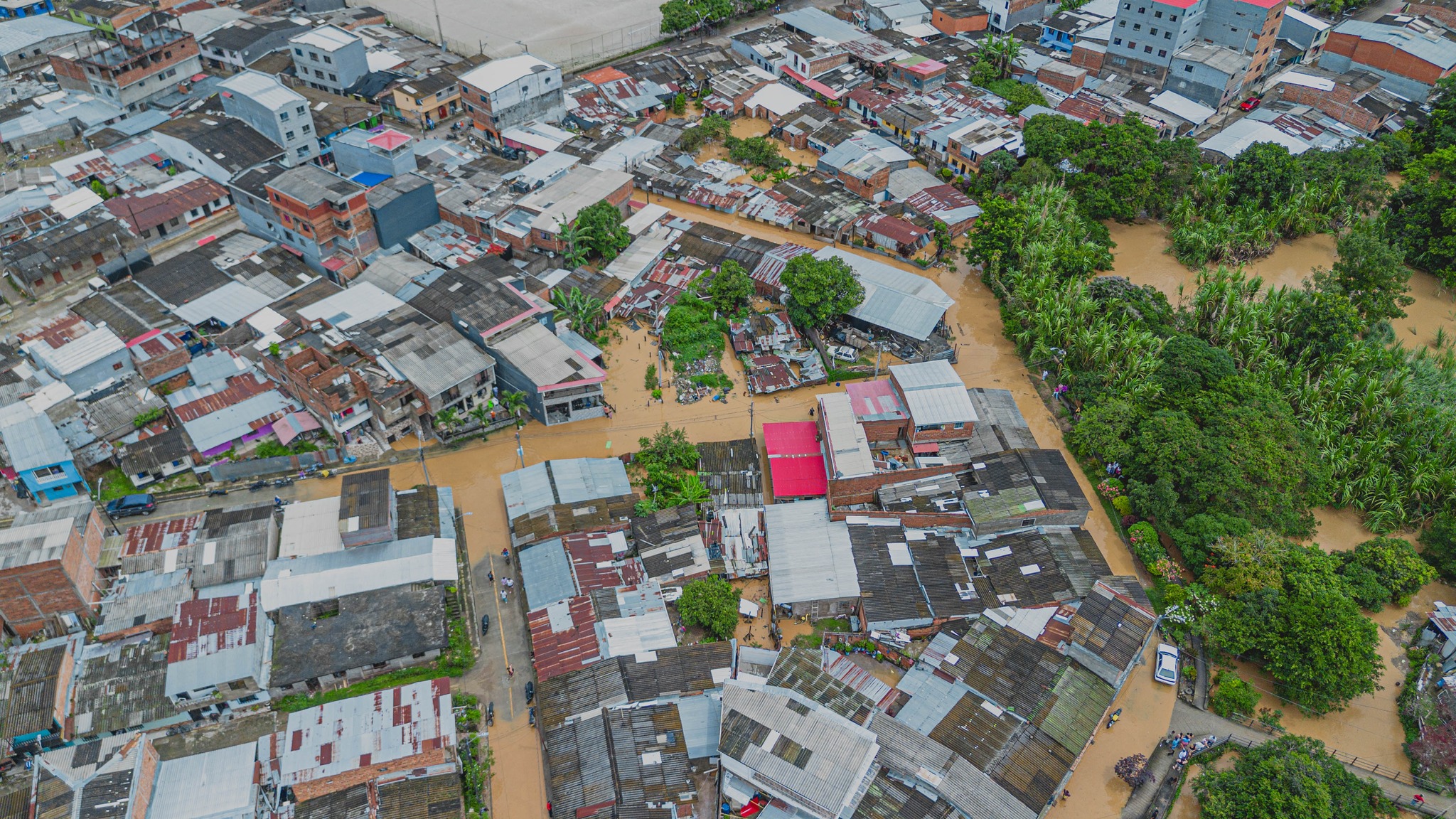 Un niño de 6 años murió y 300 familias resultaron afectadas por inundaciones en Vegachí