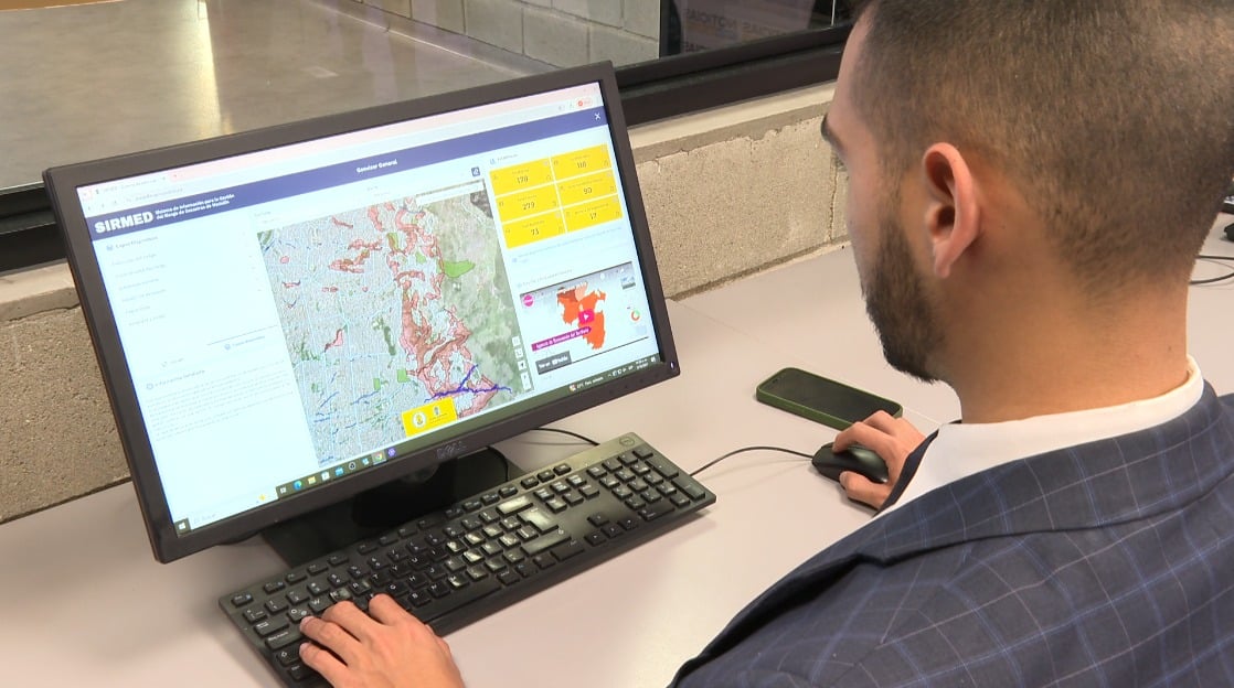 Medellín lanza aplicativo con inteligencia artificial para la prevención de desastres