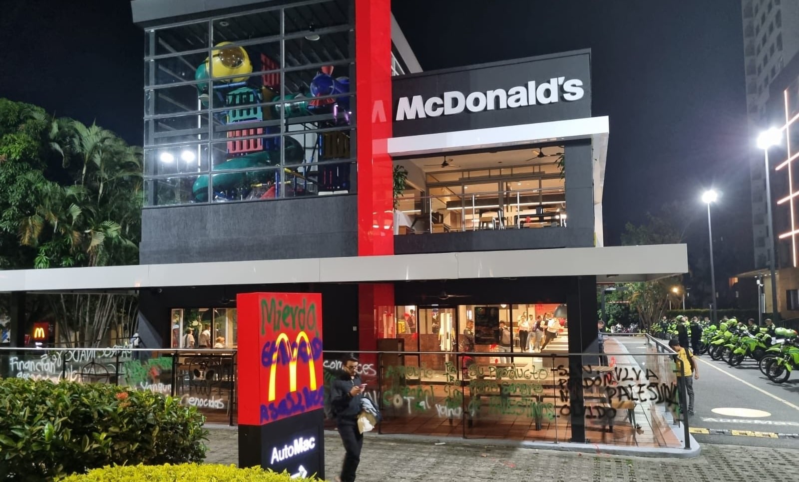 Medellín registró hechos de vandalismo durante jornada de protestas pro Palestina