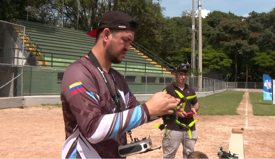 Torneo de drones con los pilotos más tesos se realizó en Medellín