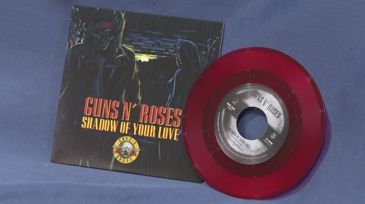 La increíble colección de un fan de Guns N’ Roses en Medellín
