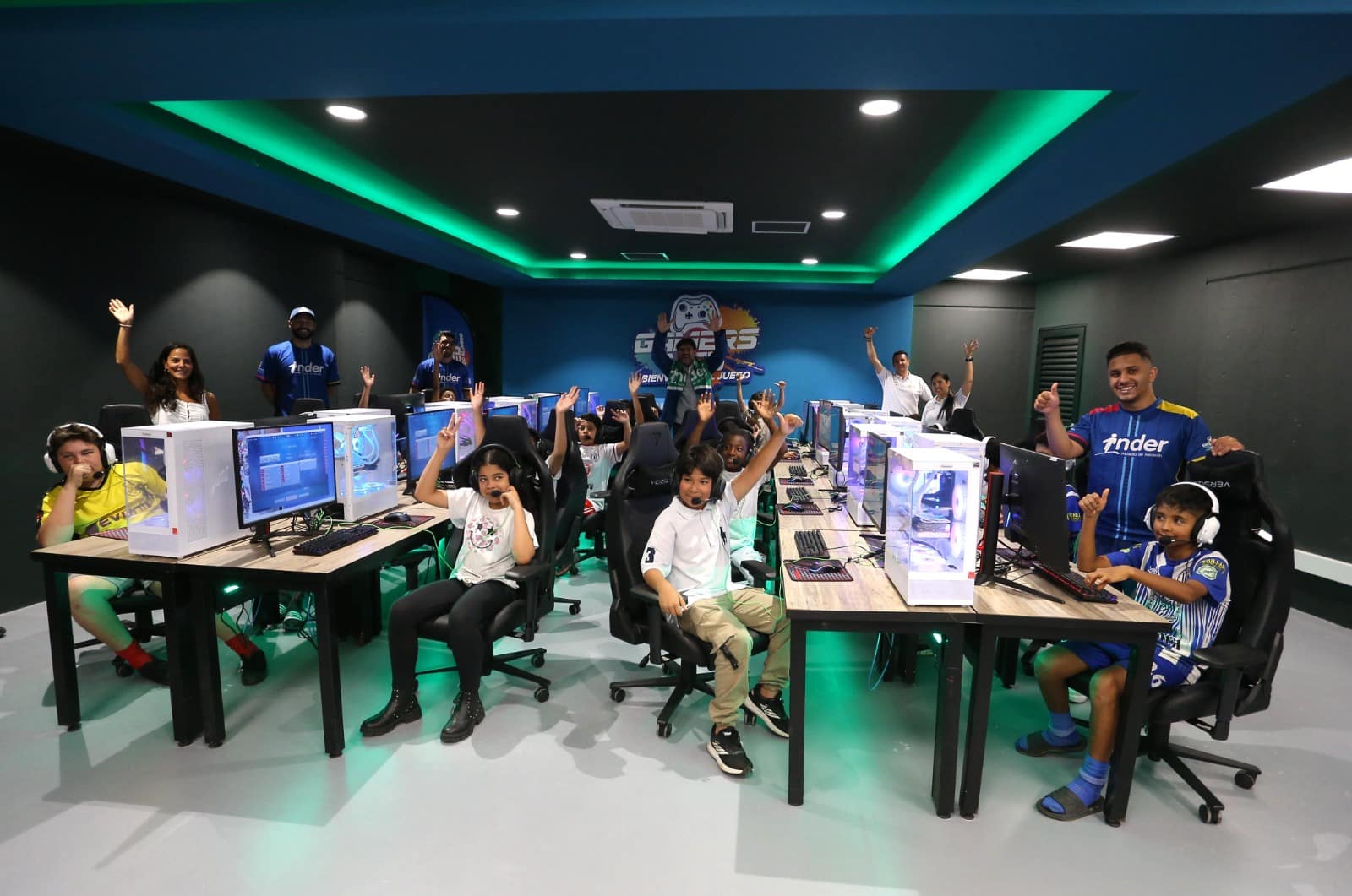 Los gamers de Medellín viven el clasificatorio de Gamers Med