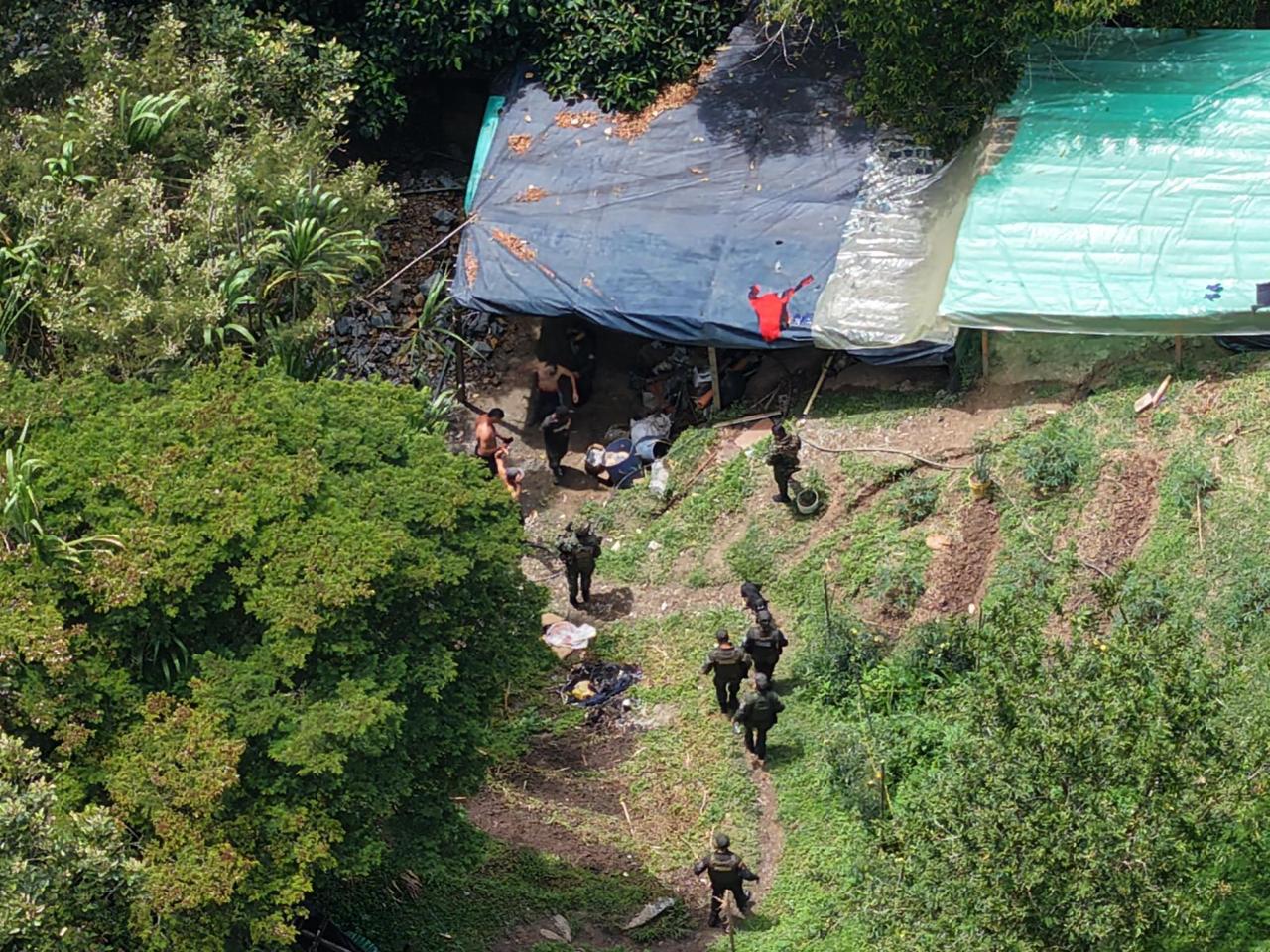 Hallan mina ilegal de oro en Girardota, cuatro personas fueron capturadas