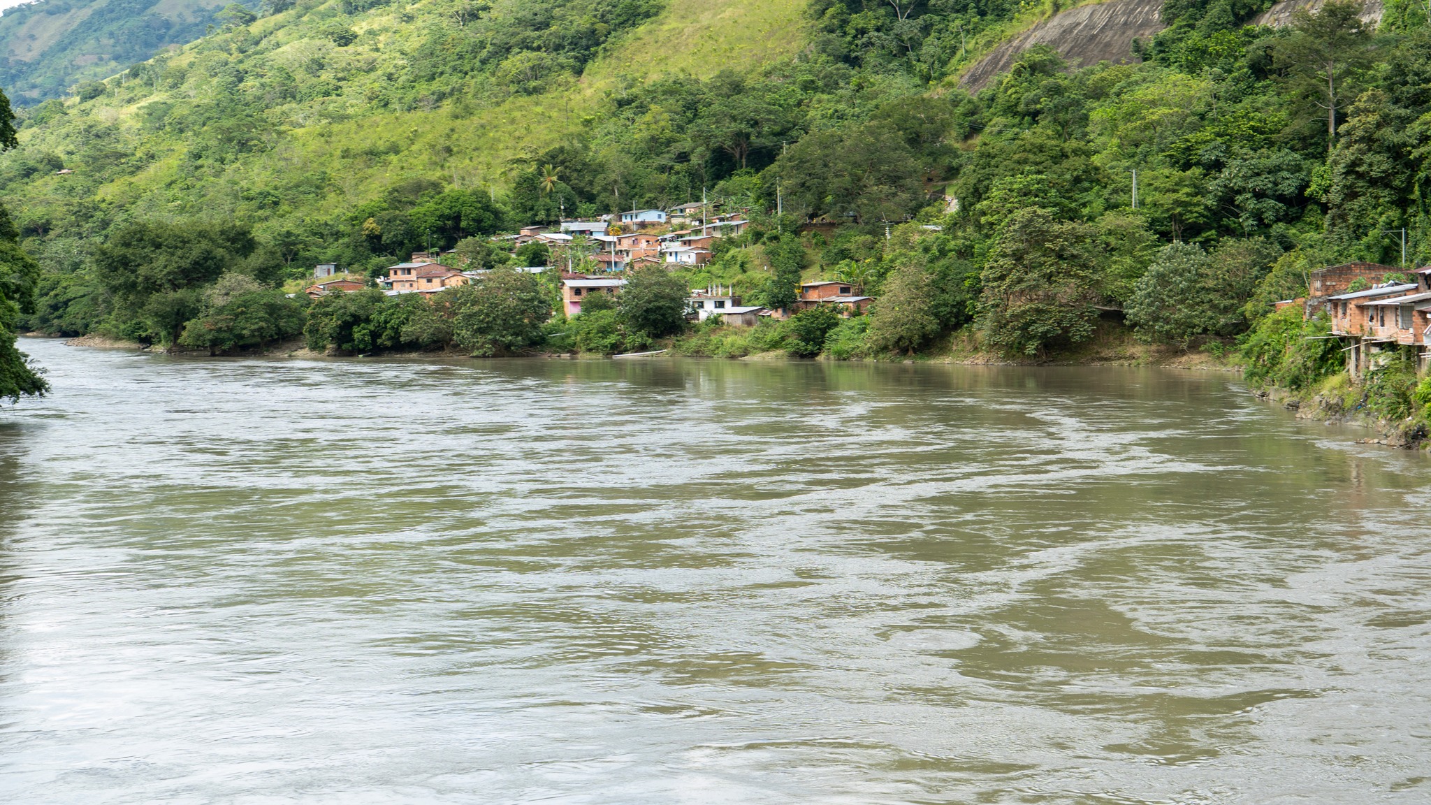 Identifican a las dos mujeres de 18 años asesinadas en Antioquia en las últimas horas