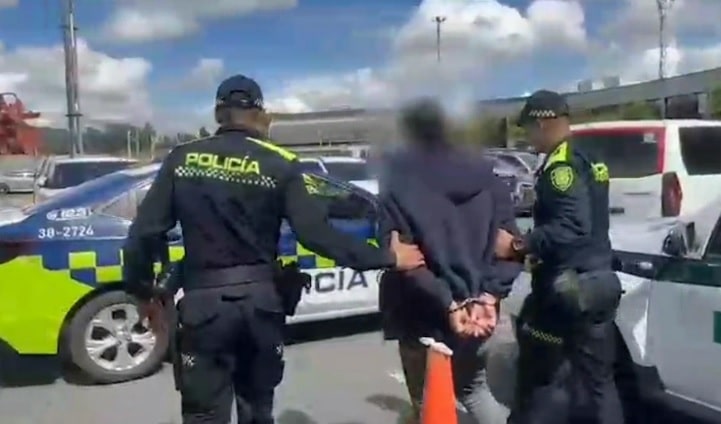 Fuga frustrada: Capturaron en el aeropuerto de Rionegro a un hombre requerido por abuso a menor