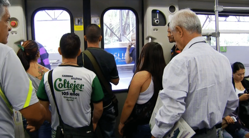 ¿Cómo surgió la Cultura Metro, el proyecto que transformó la forma de usar el transporte?