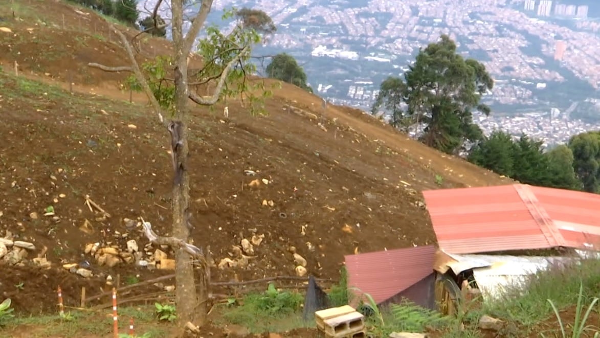 Continúa la preocupación en Bello tras deslizamiento que cobró la vida de 25 personas
