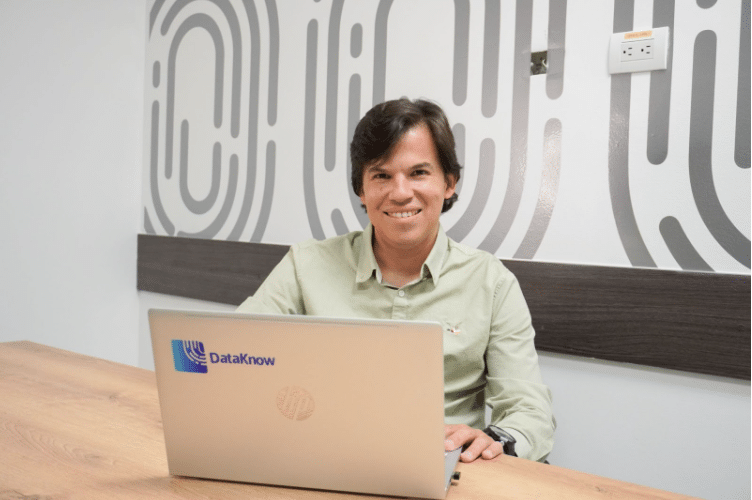 DataKnow: un sueño de 160 empleados gracias al  apoyo de la Alcaldía de Medellín