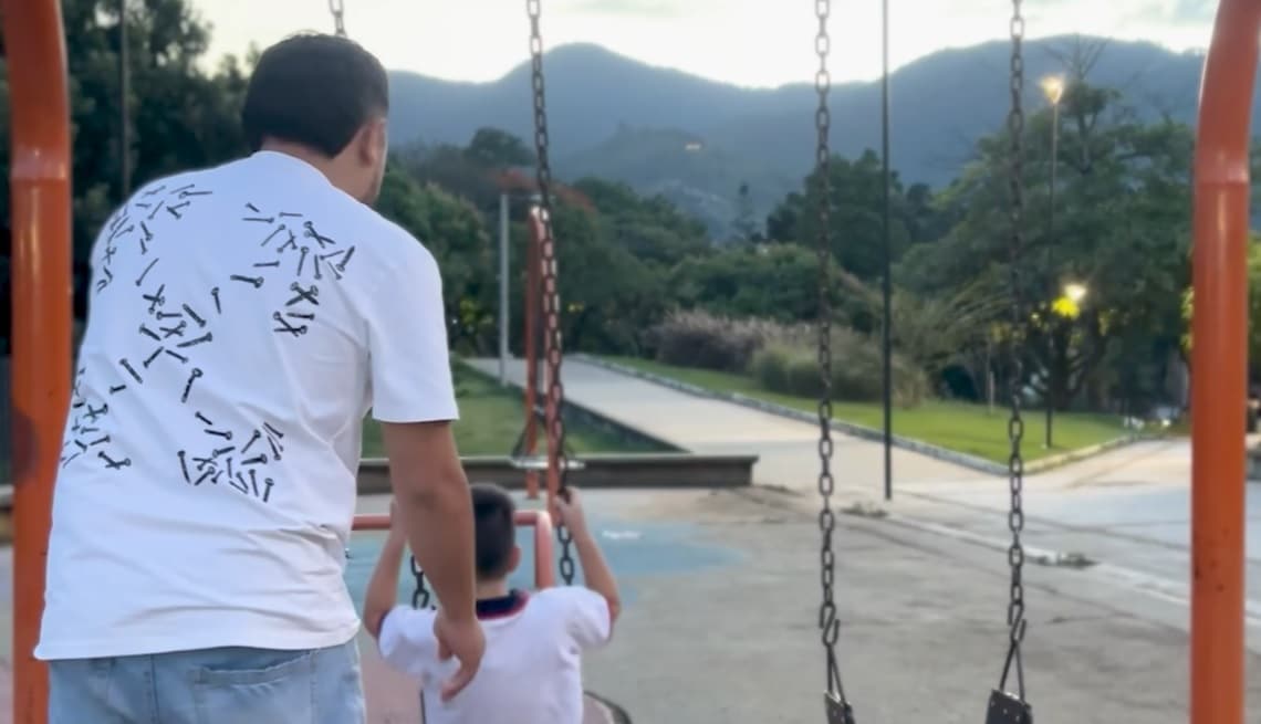 Establecen norma que prohíbe fumar o vapear en entornos educativos 