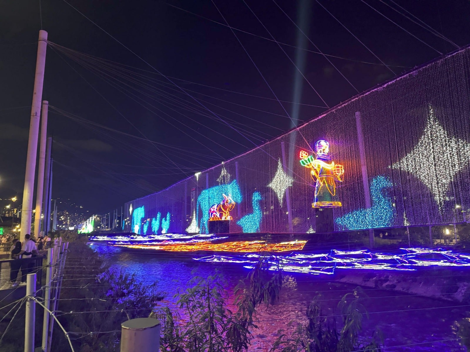 Este es el día en que se enciende el alumbrado navideño en Medellín