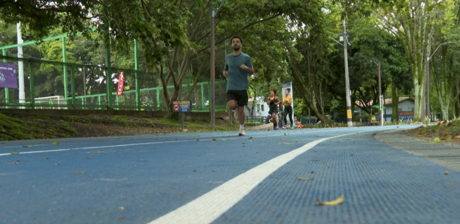 Lo que dicen los usuarios de la pista de atletismo en Belén tras su renovación