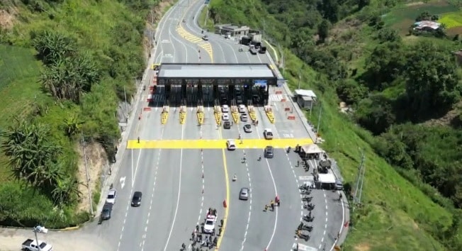 Más de 500.000 vehículos transitaron por las vías de Antioquia durante el puente festivo 