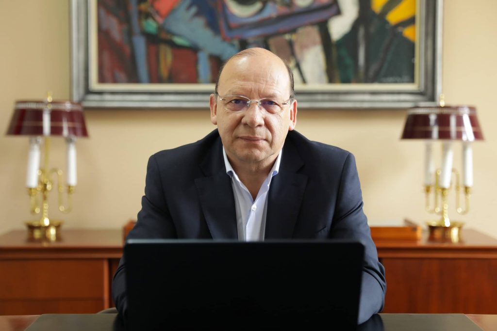 Incidente de desacato contra el Ministro de Hacienda por consulta popular en Antioquia