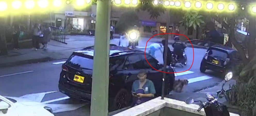 [Video] Pareja de adultos mayores fueron arrollados por un motociclista que huyó del lugar