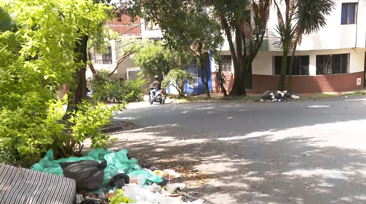 Habitantes de Prado Centro se quejan por falta de cultura ciudadana para disposición de basuras