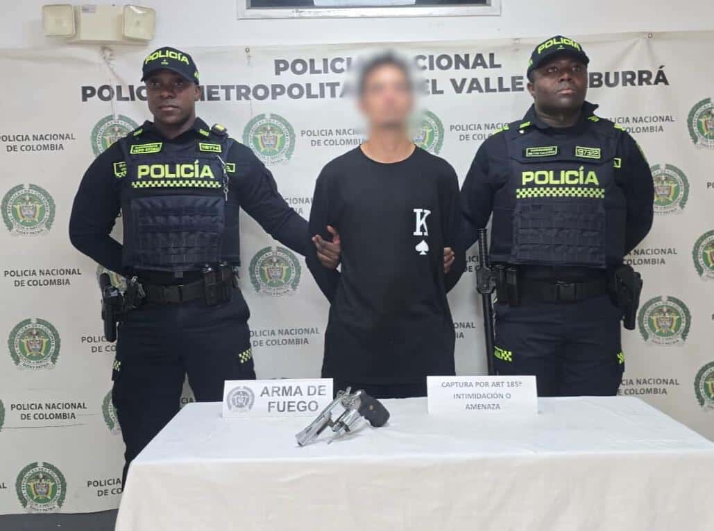 Capturan a hombre cuando intentaba robar con una pistola a un taxista en Calasanz