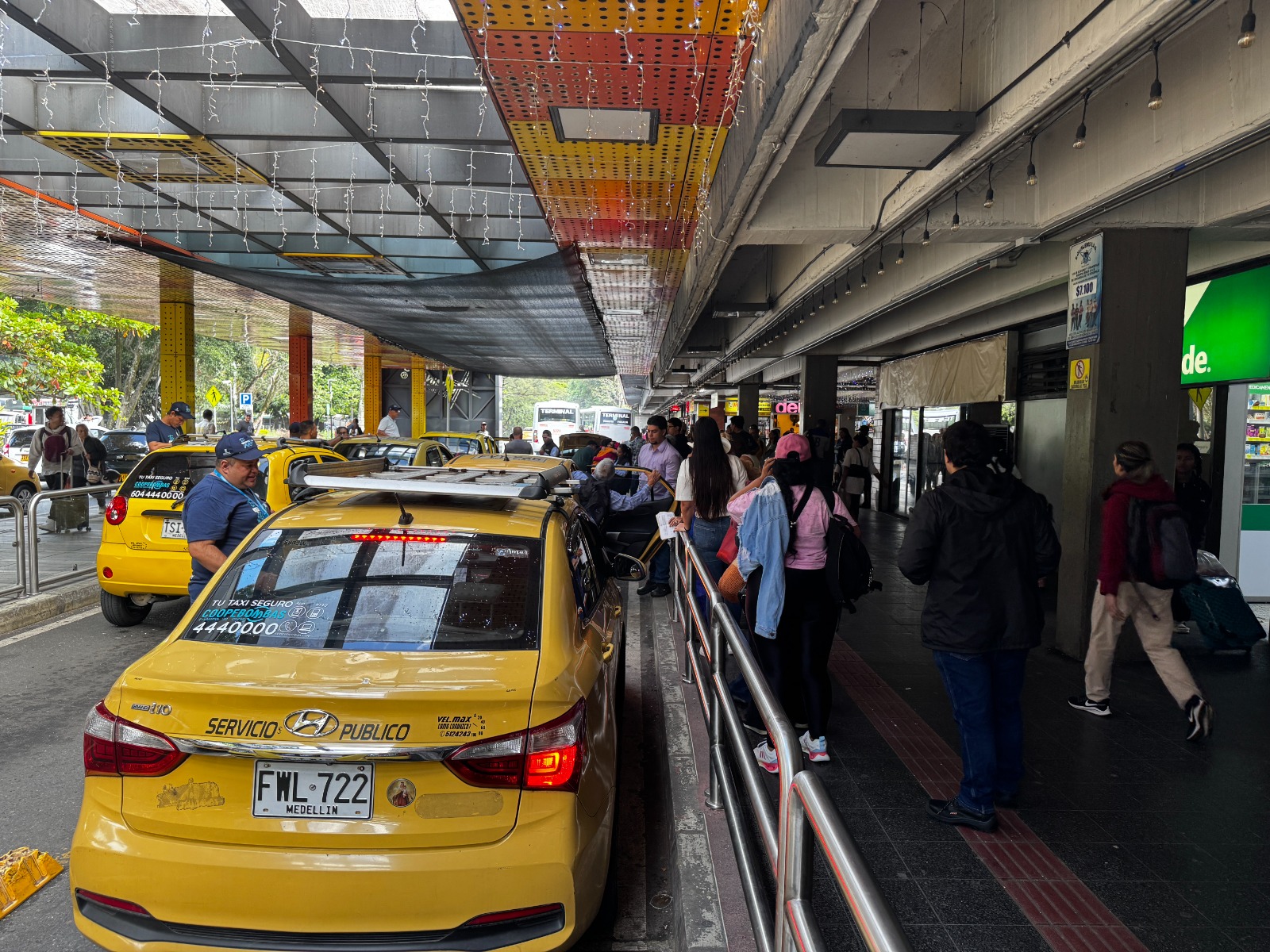 Crean plan piloto para mejorar acopios de taxi en la Terminal del Norte