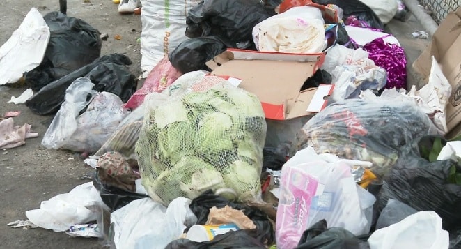 En Manrique denuncian problemática con las basuras en espacio público