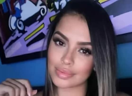 En Robledo se reunieron en una velatón por mujer desaparecida en Países Bajos