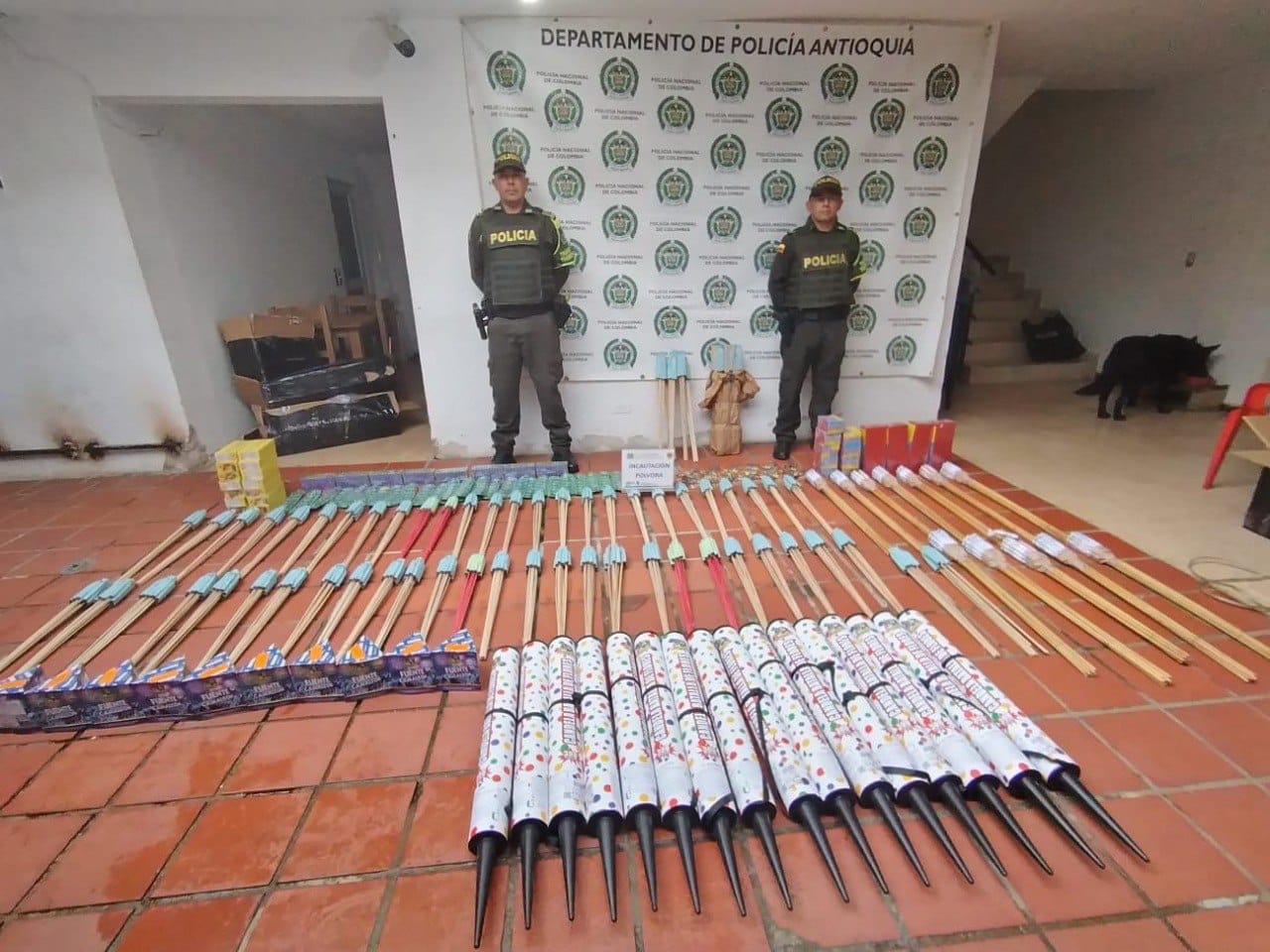 En dos operativos las autoridades incautaron más de 200 kilos de pólvora 