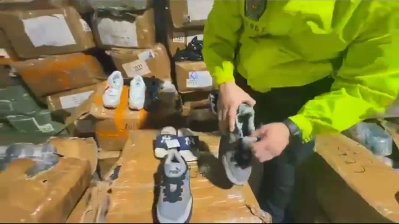 Incautan más de 6.000 pares de calzado ilegal en Barrio Colombia 