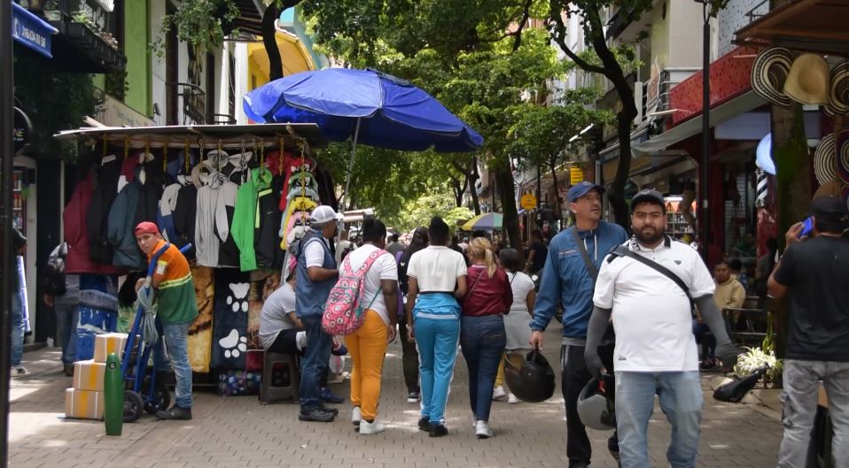 ¿Qué pasará con las empresas Mypymes tras incremento del salario mínimo para 2026?