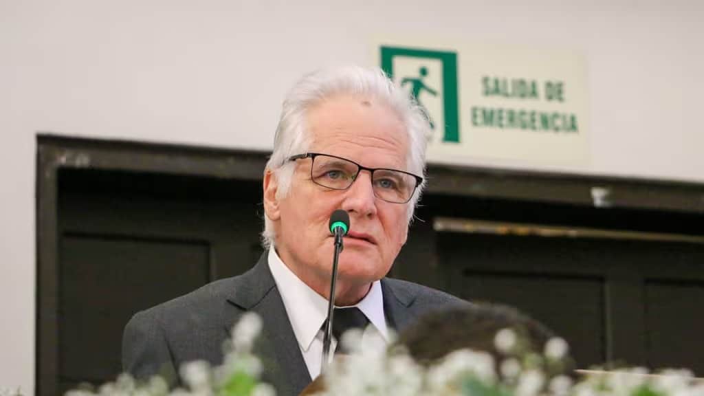 Según Centro Democrático, Miguel Uribe Londoño renunció a su precandidatura presidencial