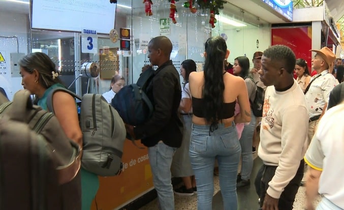 Seis mil afectados por el cierre en la vía Medellín - Urabá