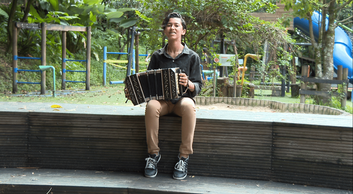 Conozca a Ángel, el niño colombo-argentino prodigio del bandoneón