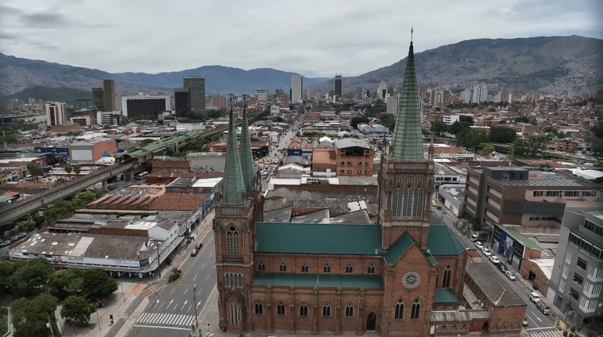 Ciudadanos perciben que la economía de Medellín ha mejorado