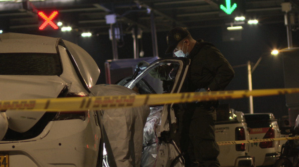 Hombres que murieron por explosión de una granada también transportaban fusiles