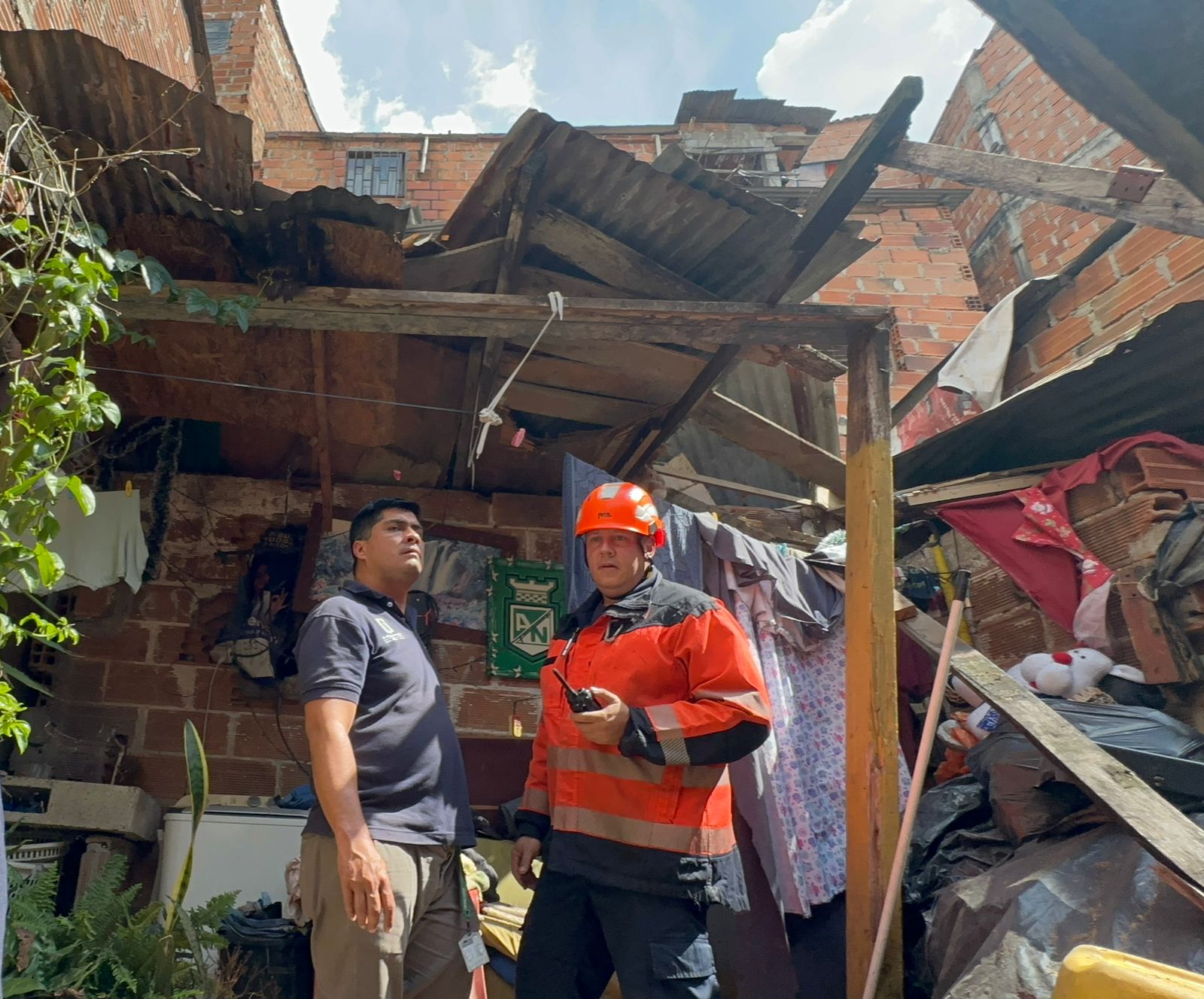 35 años bajo un mismo techo, hasta que un muro lo derrumbó todo: la historia de los afectados por colapso de vivienda 