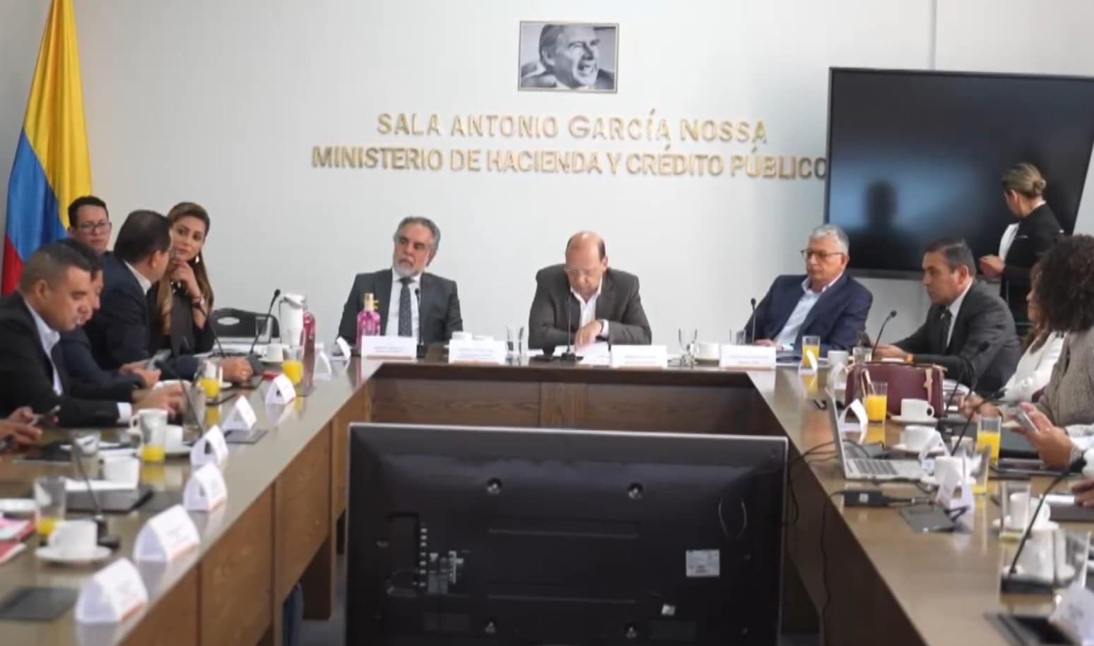 Así avanza la reunión entre Minhacienda y los gobernadores por decreto de emergencia económica