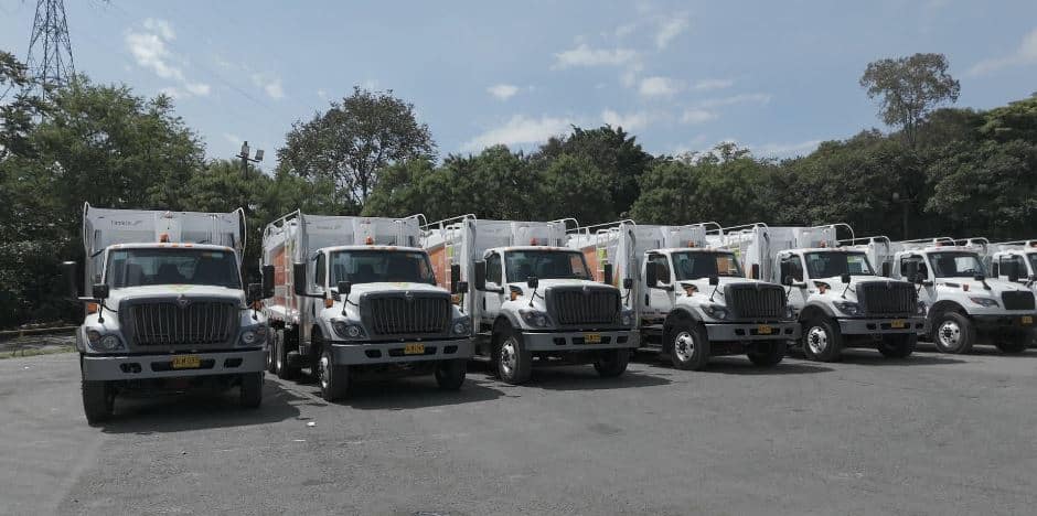 Así de modernos y tecnológicos es la nueva flota de camiones de Emvarias