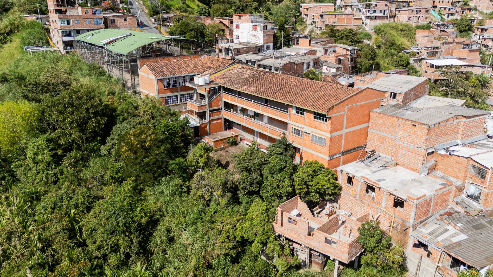 Comenzaron obras en la Institución Educativa Stella Vélez Londoño