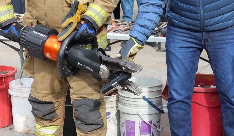 Crearán obra de arte con armas incautadas y entregadas voluntariamente en Itagüí