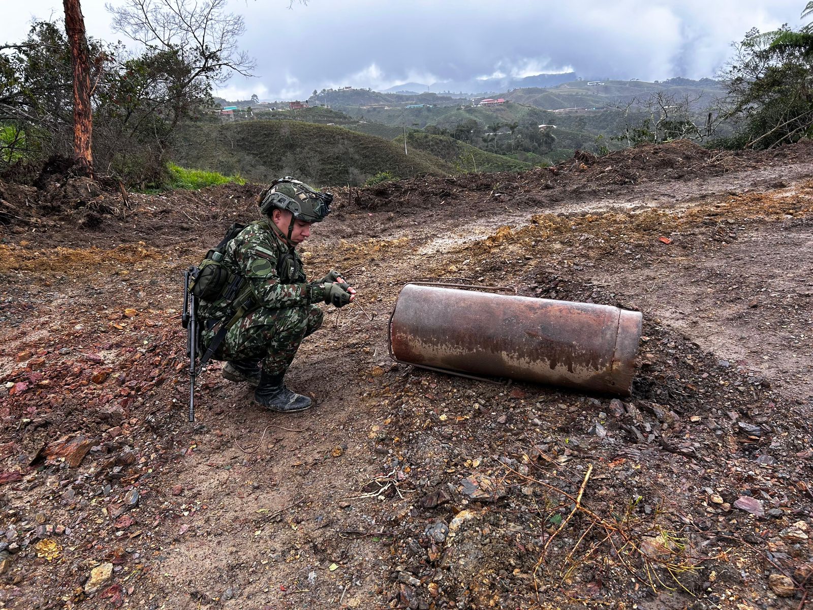 Desactivaron seis artefactos explosivos de las disidencias de las Farc en Anorí 