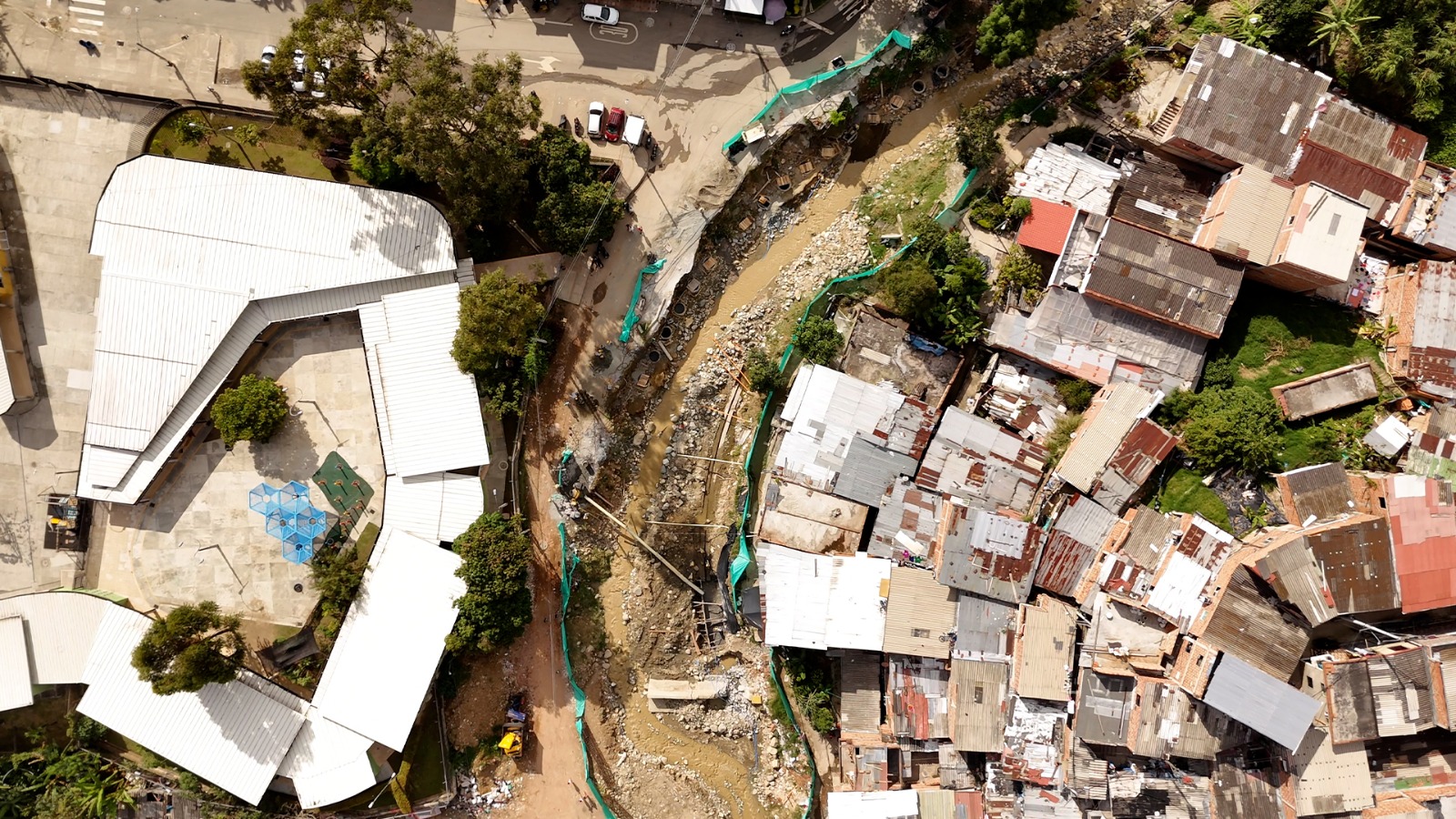 En Medellín proyectan intervenir 91 quebradas