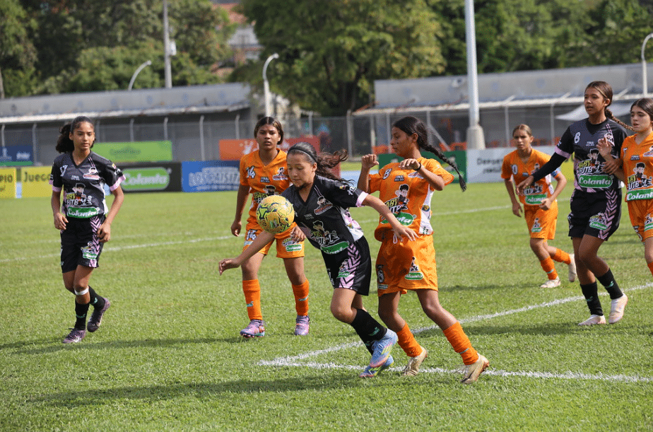 Estos son los resultados de los partidos del Babyfútbol del domingo, 4 de enero