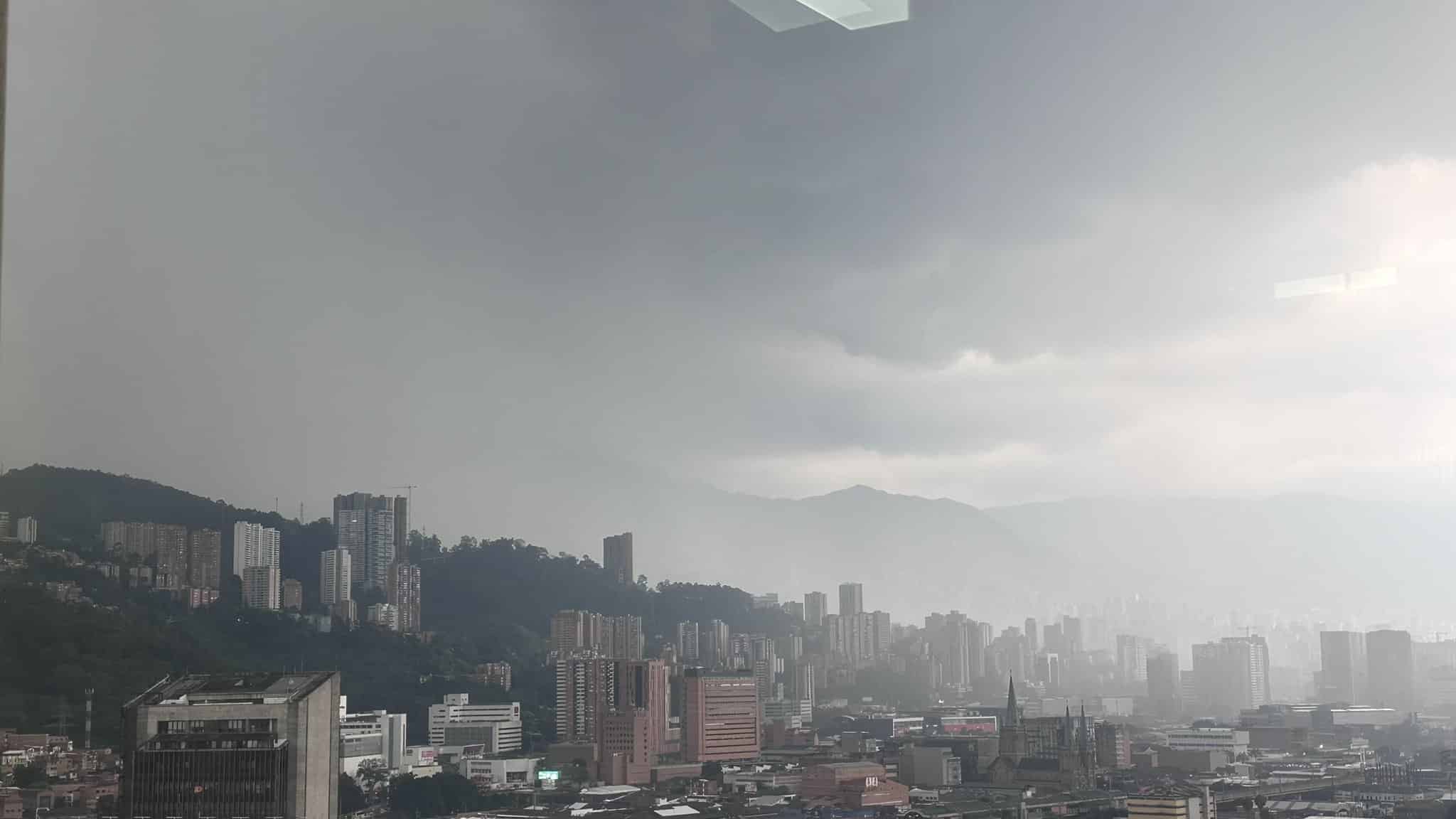 Siata advierte que las lluvias seguirán en Medellín este fin de semana 