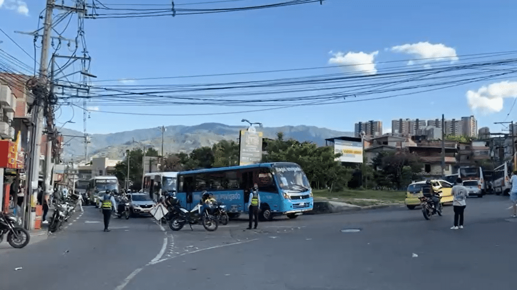 Reabren paso por puente La Limona que conecta a Itagüí con San Antonio de Prado