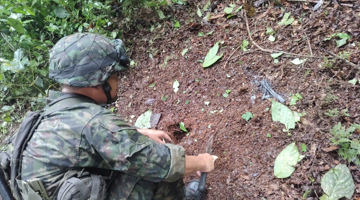 Soldados ubicaron siete minas antipersonal en zona rural de Anorí 