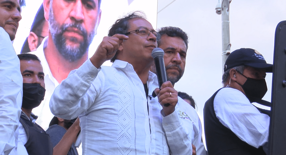 Trump amenazó con una intervención en Colombia y Petro respondió que podría volver a las armas