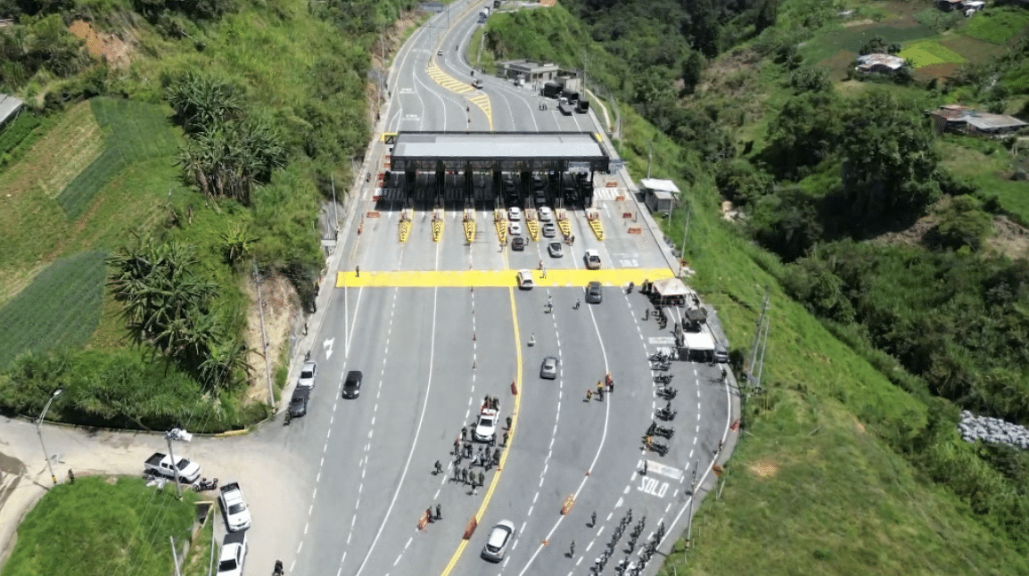 Seis vías en Antioquia presentan afectaciones este lunes de plan retorno