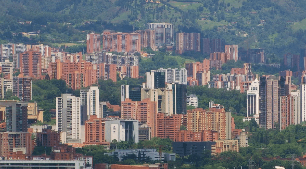Capacidad hotelera de Medellín se encuentra en el 90 % por concierto de Bad Bunny