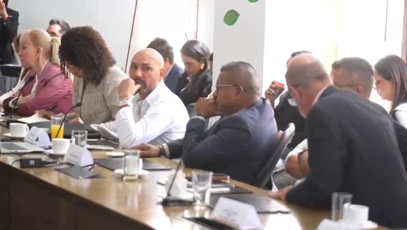 Gobernadores dicen que no hubo acuerdo con el Gobierno Nacional