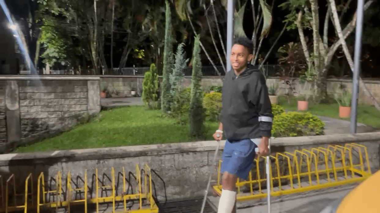 Samuel quedó fuera del Babyfútbol por una lesión, pero la solidaridad se hizo presente fuera de la cancha