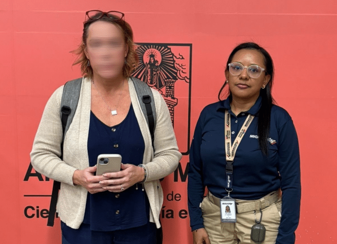 Mujer estadounidense fue inadmitida en Medellín por pedofilia