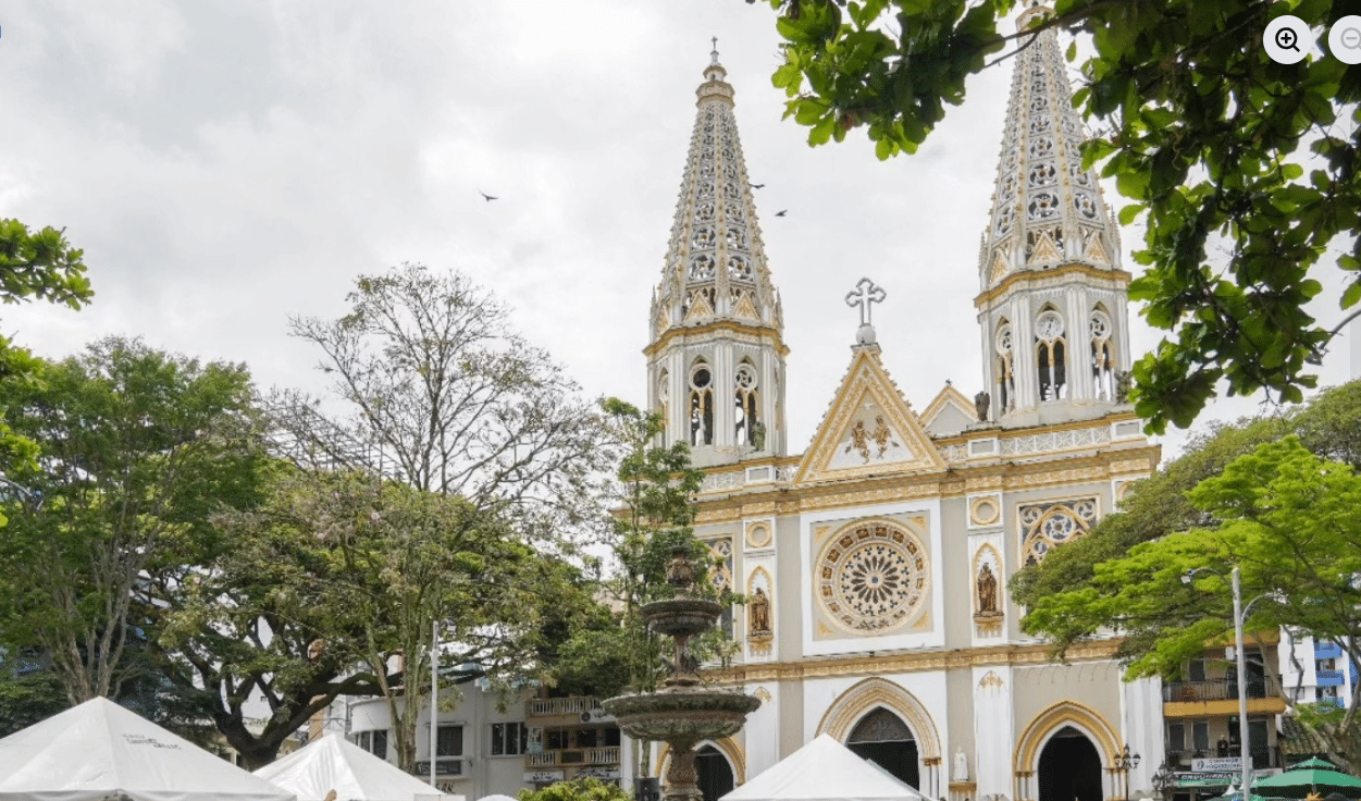 Dos policías heridos en operativo contra el Clan del Golfo en Andes
