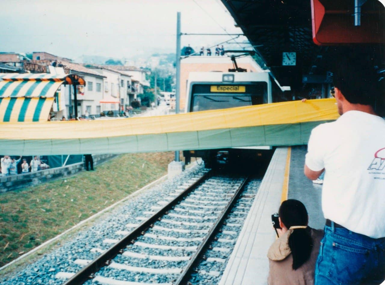 Metro de Medellín recordó la construcción de la línea B hace 30 años